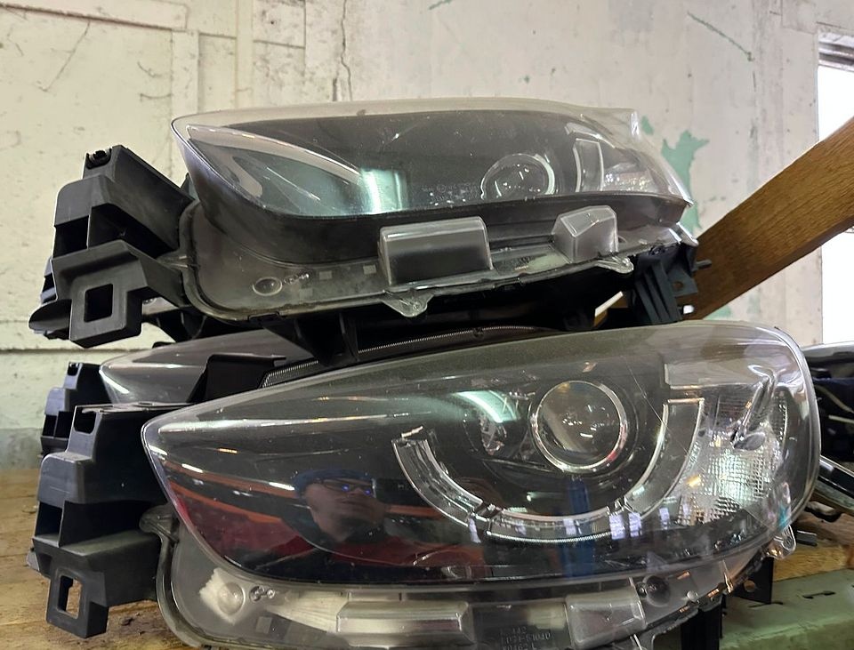 Mazda CX5 KD světlomet přední
