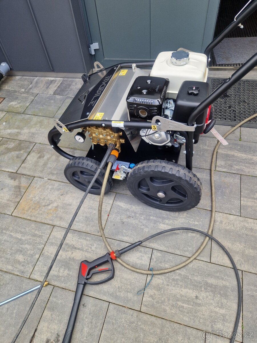 Motorový čistič BM2 250/15 1450 ot/min motor Honda