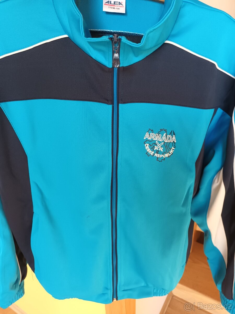 Sportovní mikina