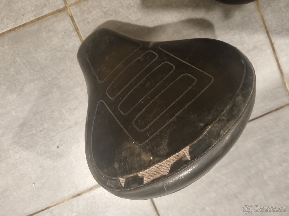 Sedlo na přečalounění, babetta 210