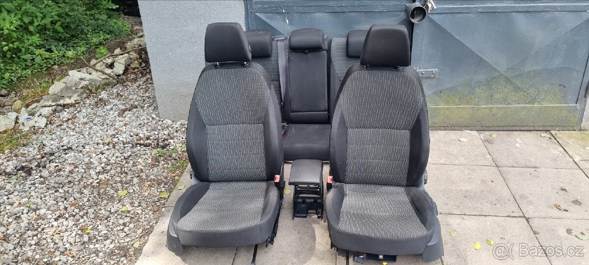 Sedačky Octavia 3 airbag+výhřev