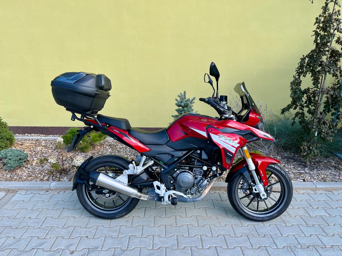Benelli TRK 251