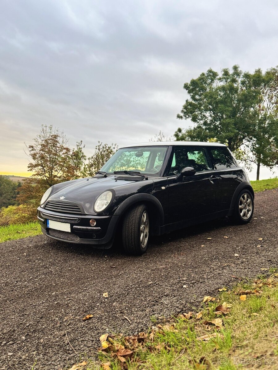 MINI R50 s panoramou, tempomatem a muzikou, dočasně slevňuji