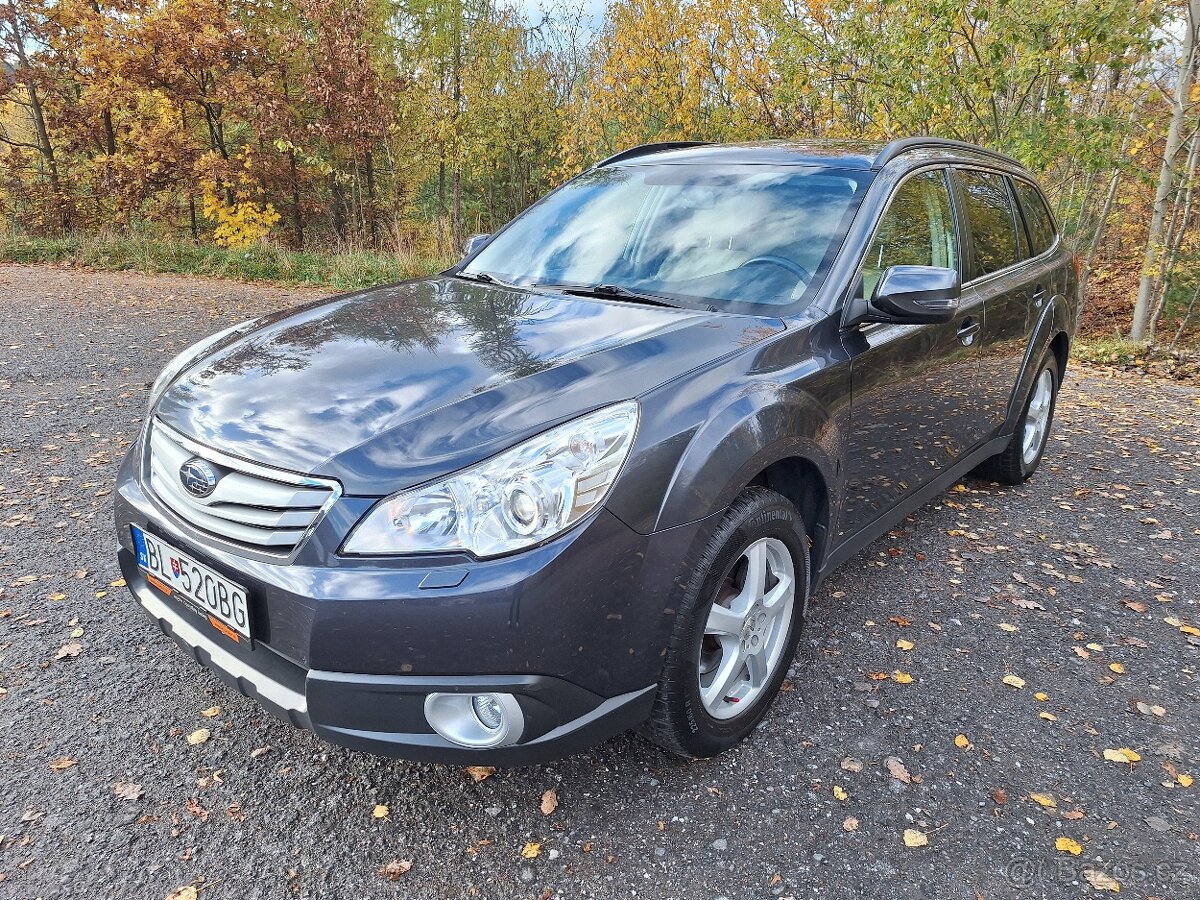 Subaru Outback 3.6R 4x4 Automat – 2011, 1. majitel