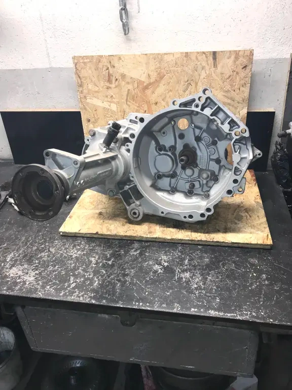 Převodovka VW T4 2.5 TDI EWB