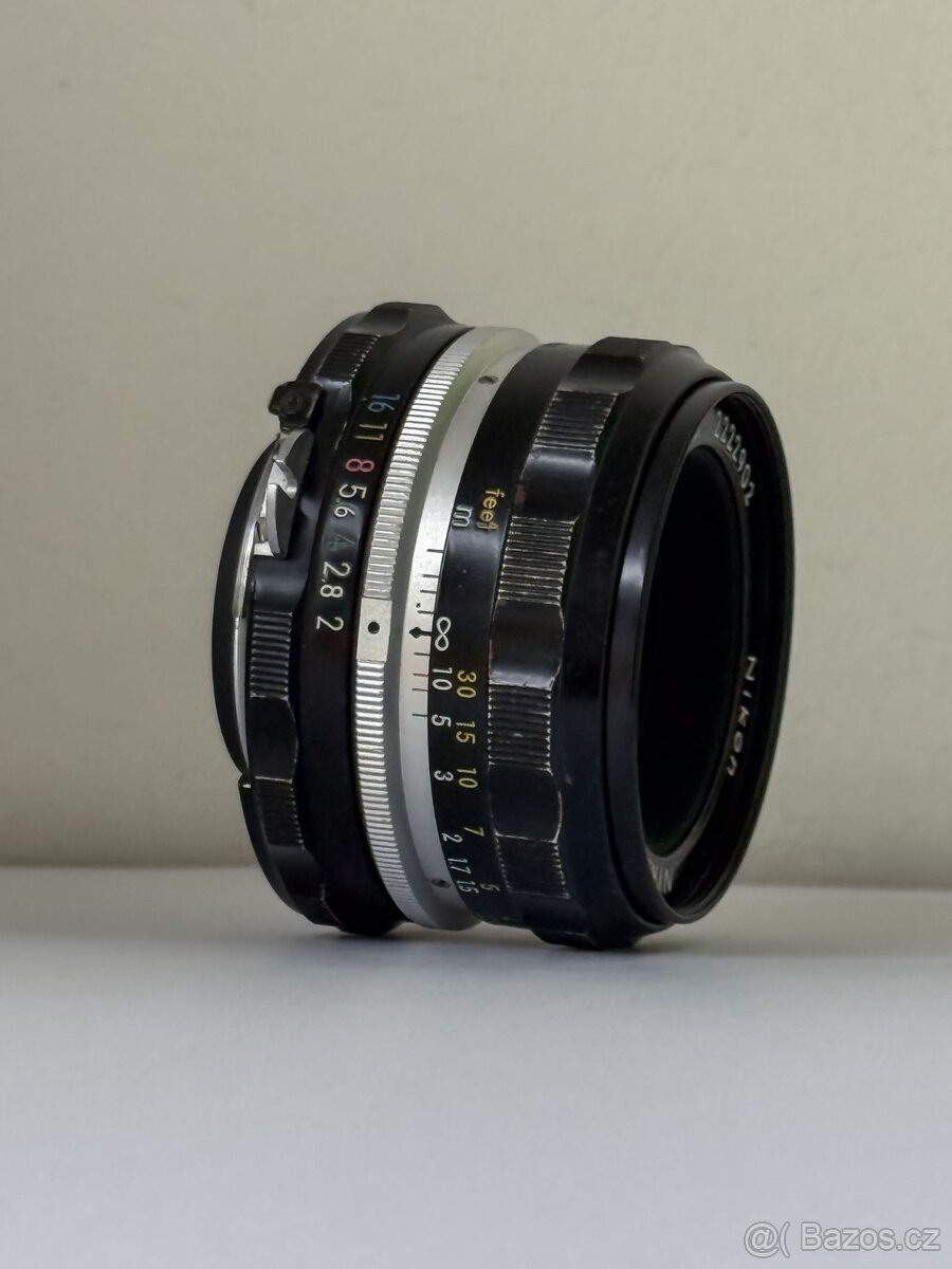 Nikon 50mm f/2 Nikkor HC