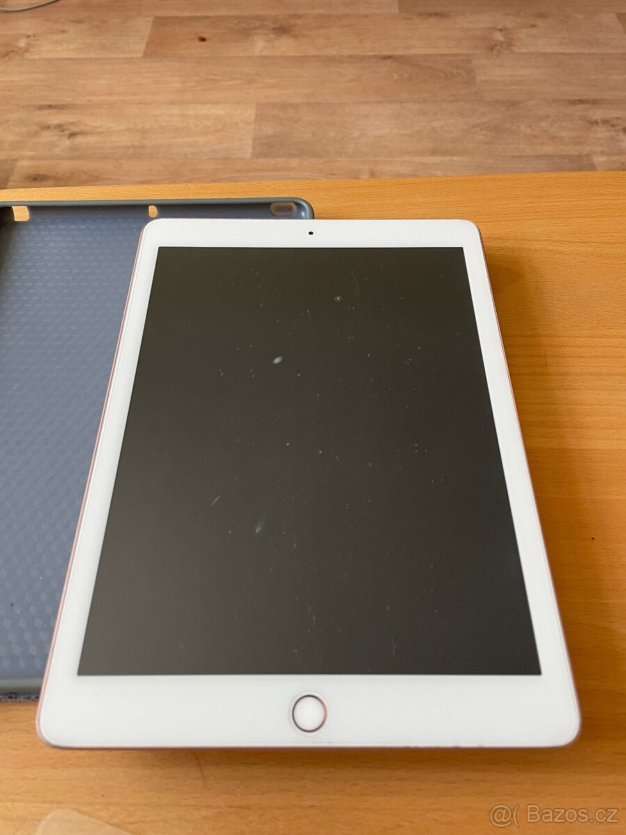 Prodám Apple iPad 6 generace 32Gb Wi-Fi