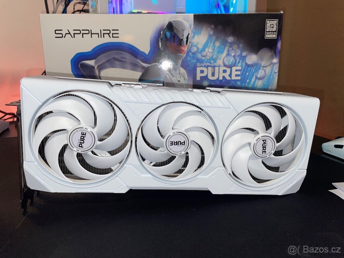 SAPPHIRE PURE Radeon RX 9070 XT GAMING OC 16G