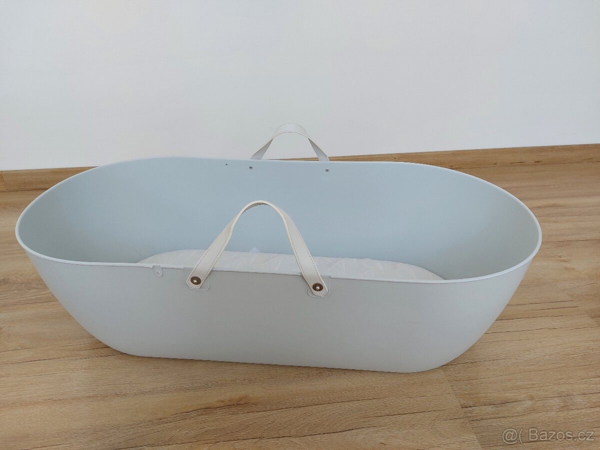 Mojžíšův koš SHNUGGLE