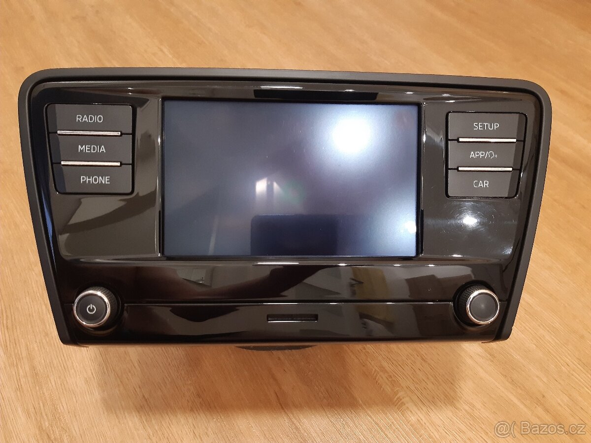 Rádio SWING pro Škoda Octavia III. - 5E0035871D