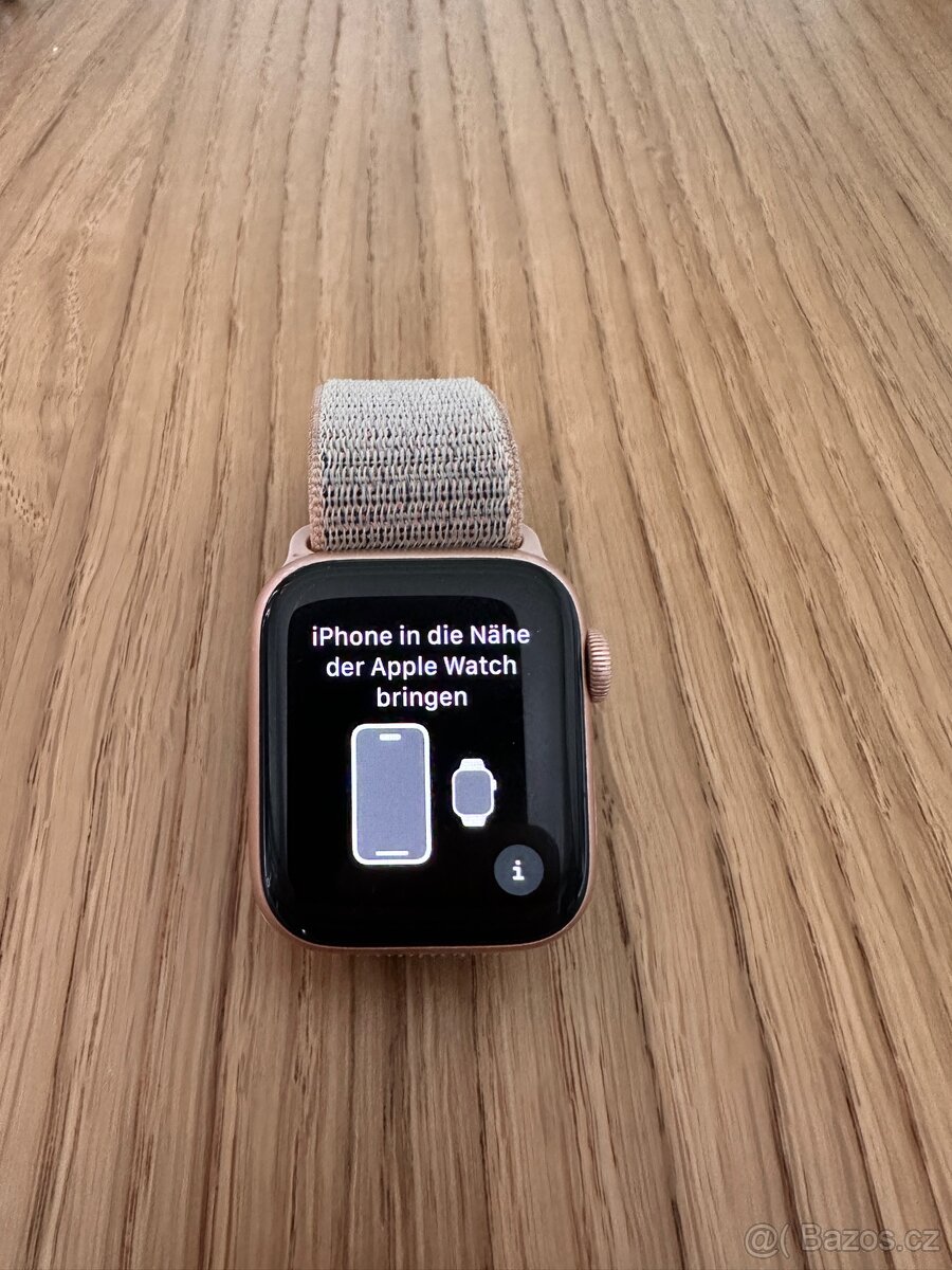 Apple Watch 4 Gold