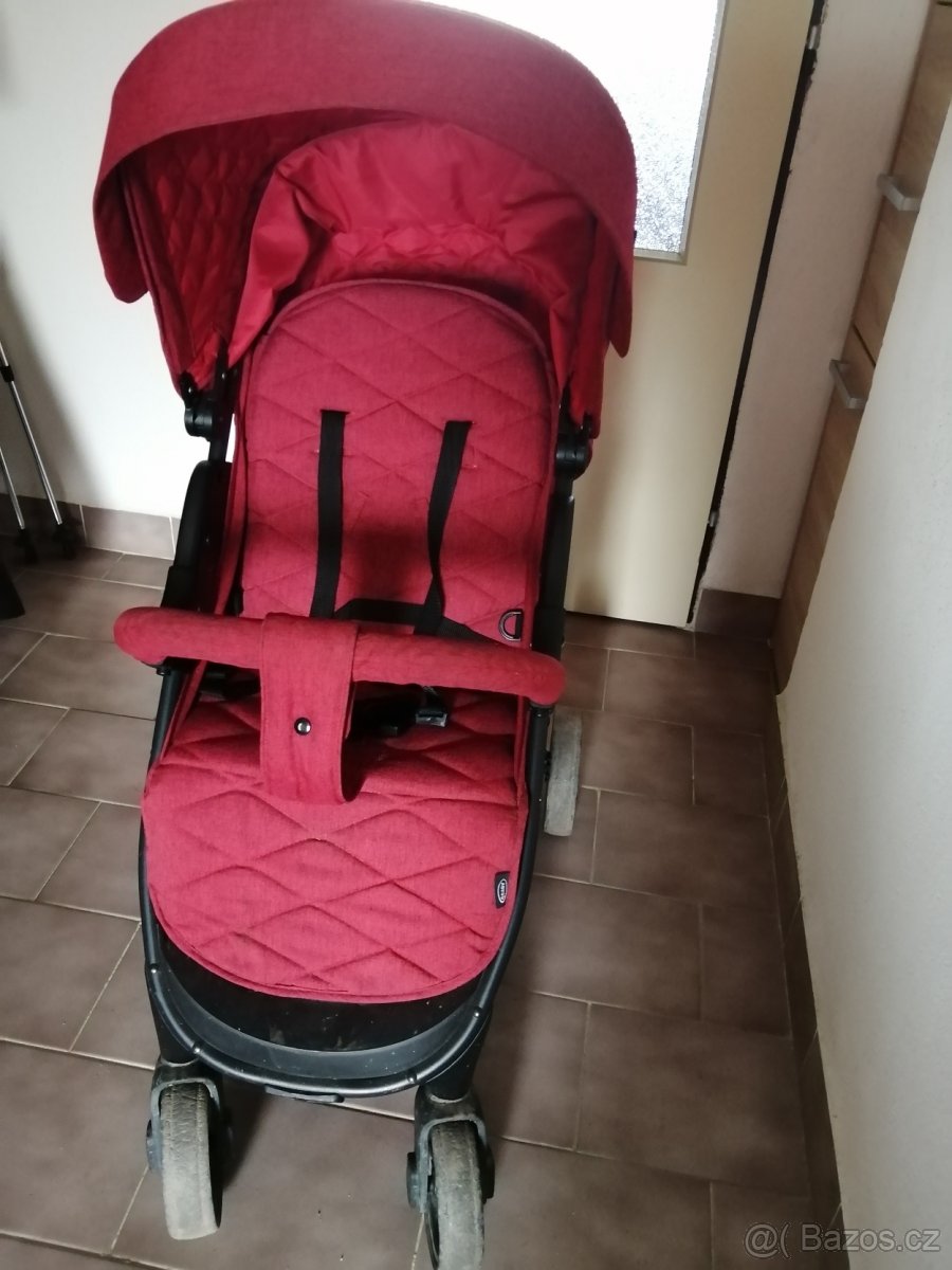 Sportovní kočárek 4Baby červený