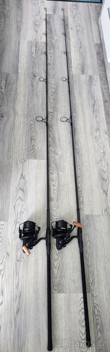 Set prutů a navijáků Sonik Insurgent 9ft