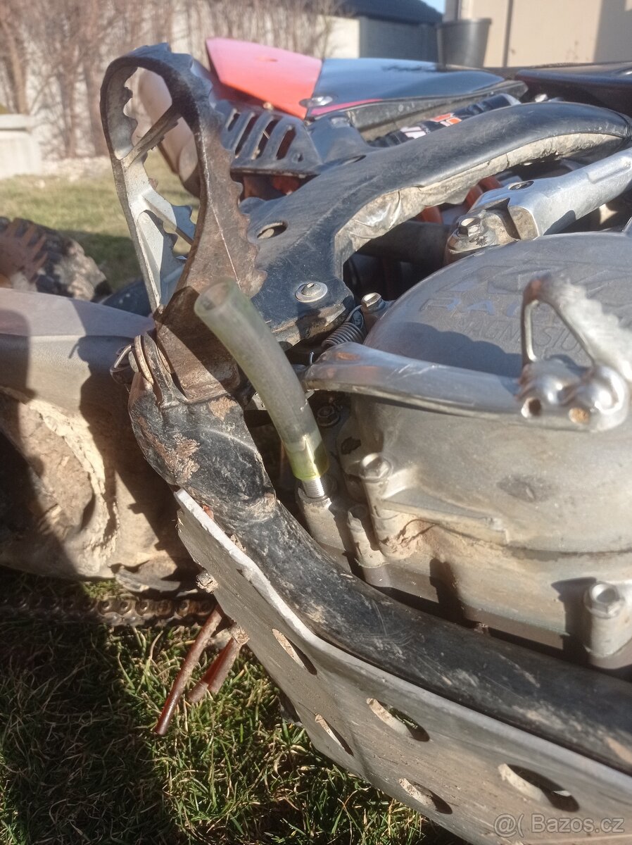 Ktm exc šroub na vypouštění oleje