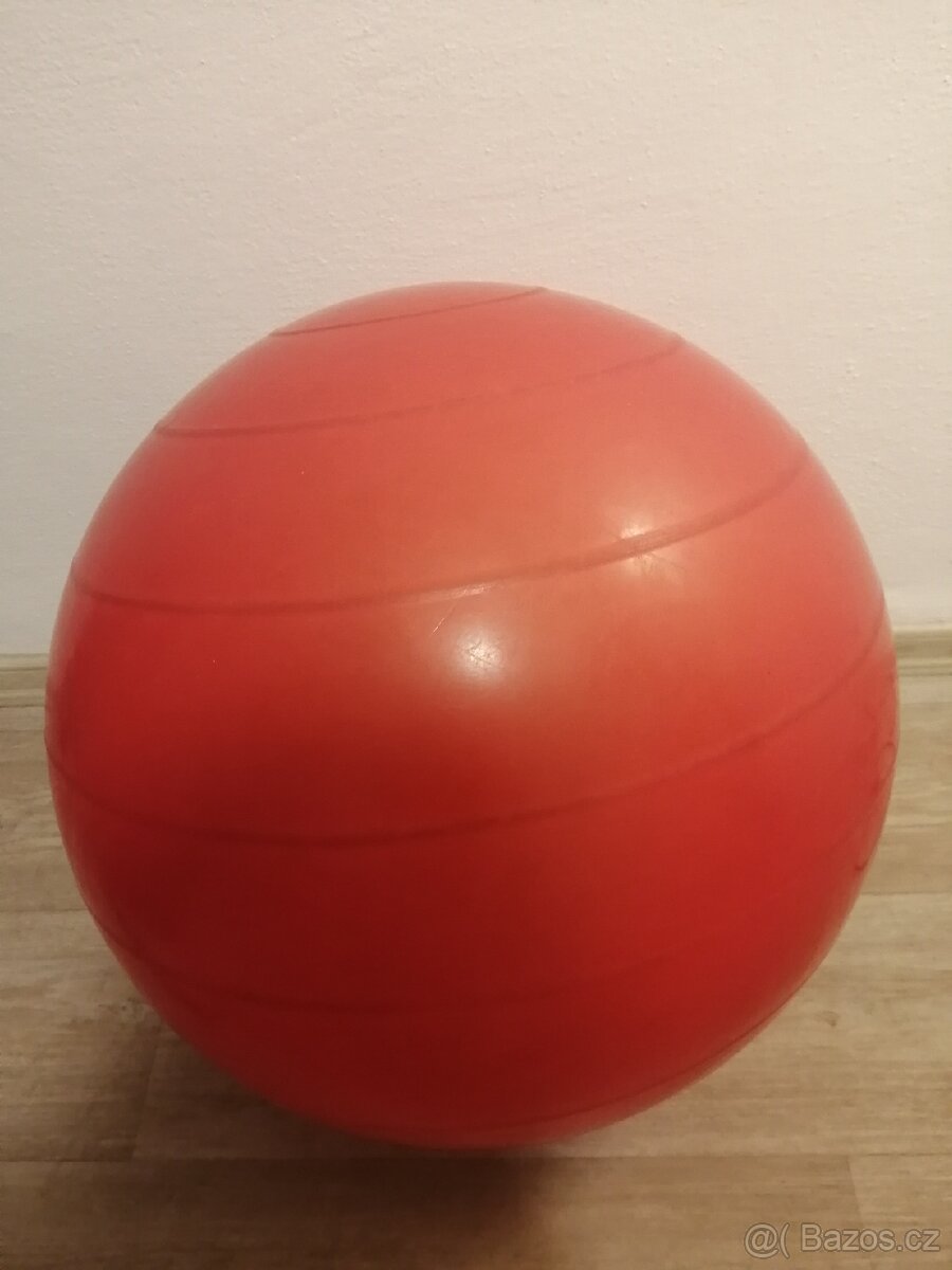 Gymnastický míč 65 cm
