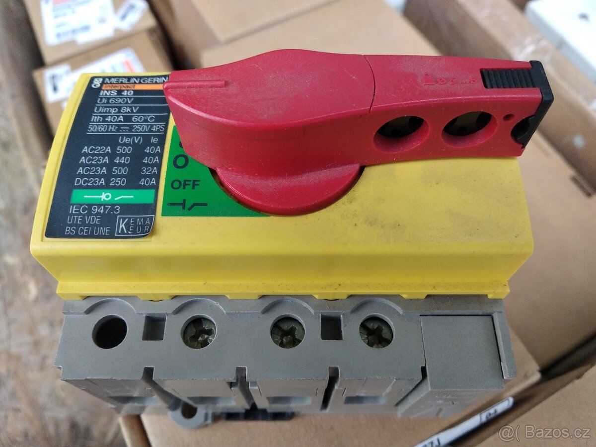 Hlavní vypínač MERLIN GERIN 40A a 125A