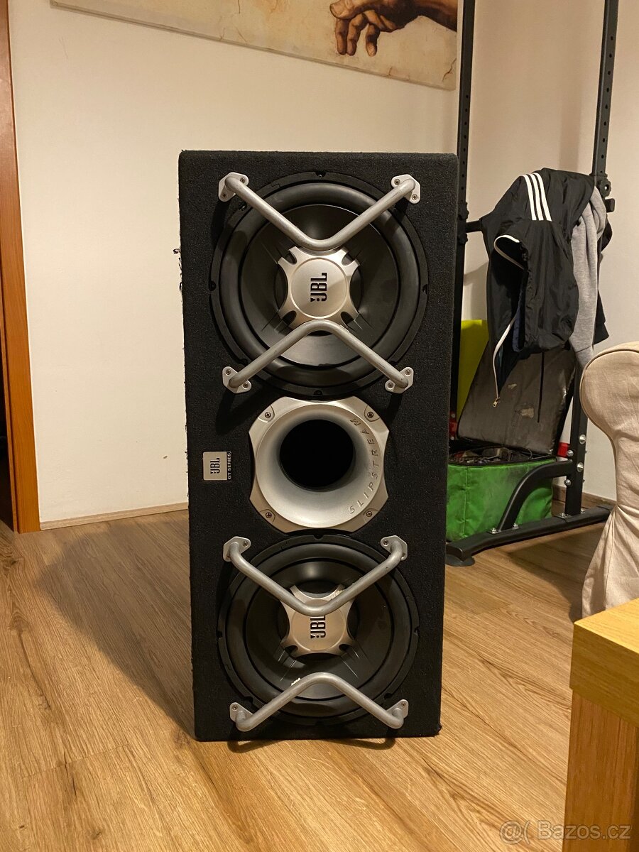 Subwoofer do auta JBL GT 2402BR RMS 500w