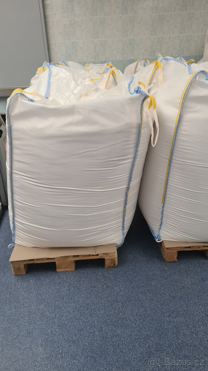 Prodám použité BIG BAG vaky 88x88x140cm, 1250 kg (od cukru)