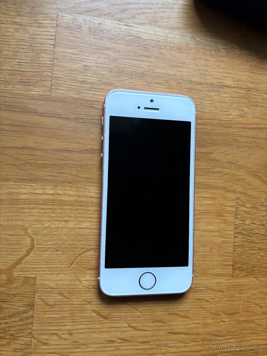 2× iPhone SE 2016 – funkční, ale potřebují opravu