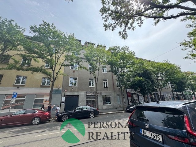 Pronájem obchodní prostory, 550 m2 - Praha - Strašnice