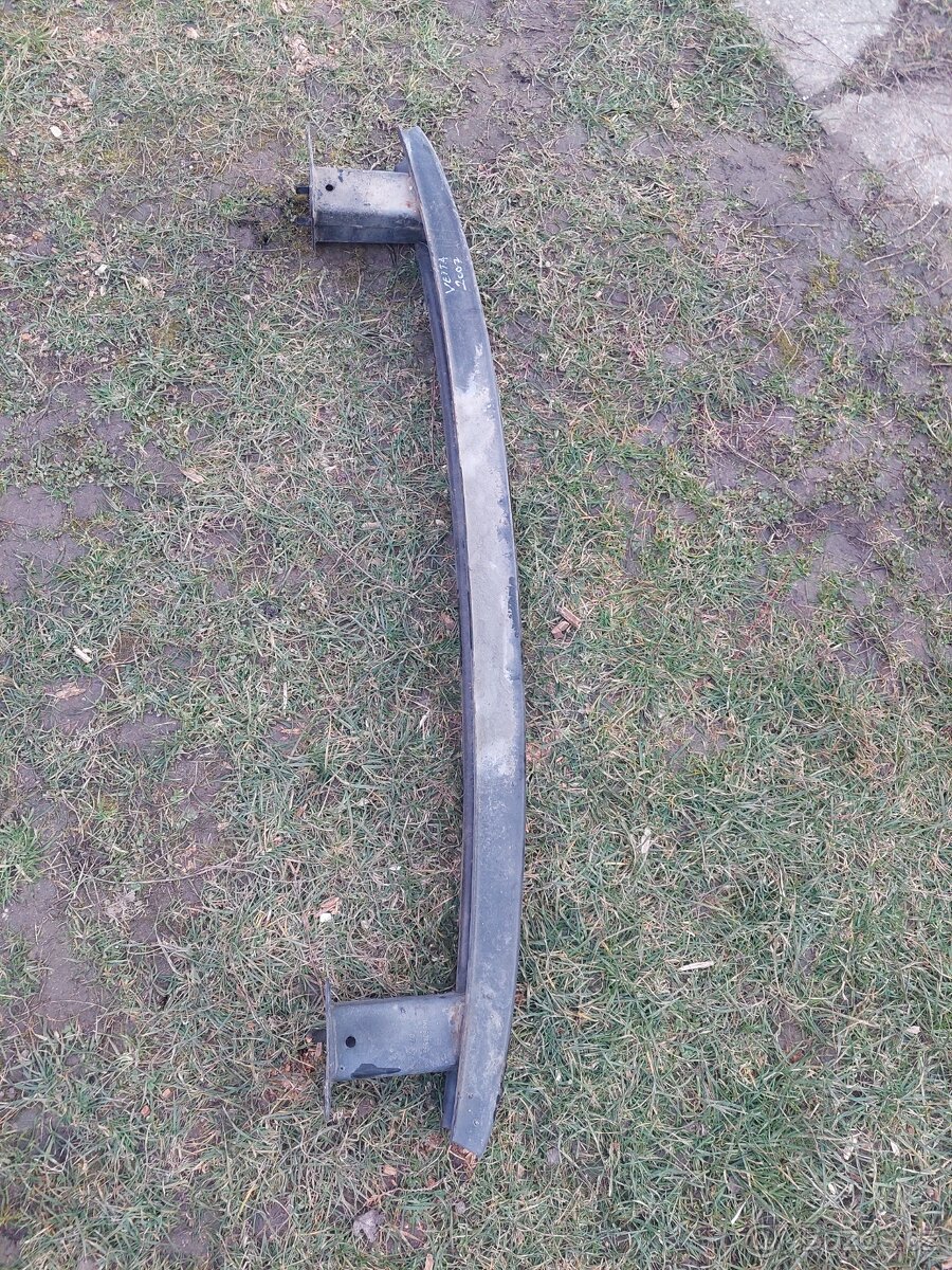 Zadní výztuha jetta 2007
