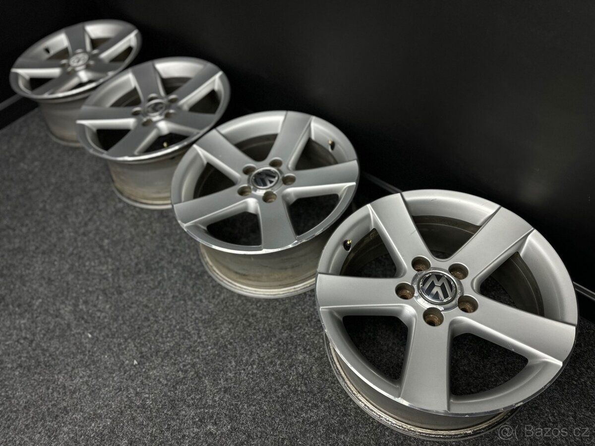 Alu VW 5x112 16” 3B0601025T