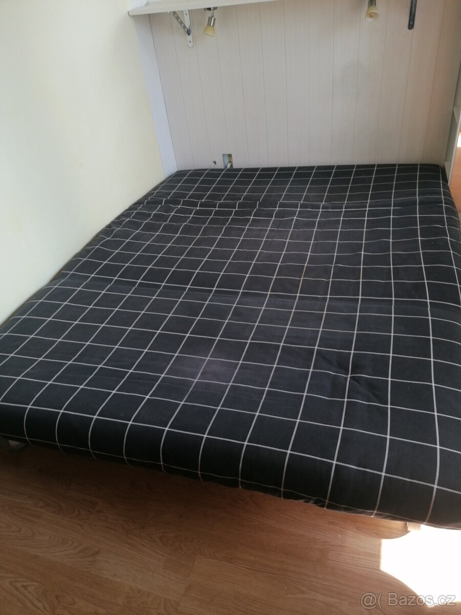 Rozkládací postel