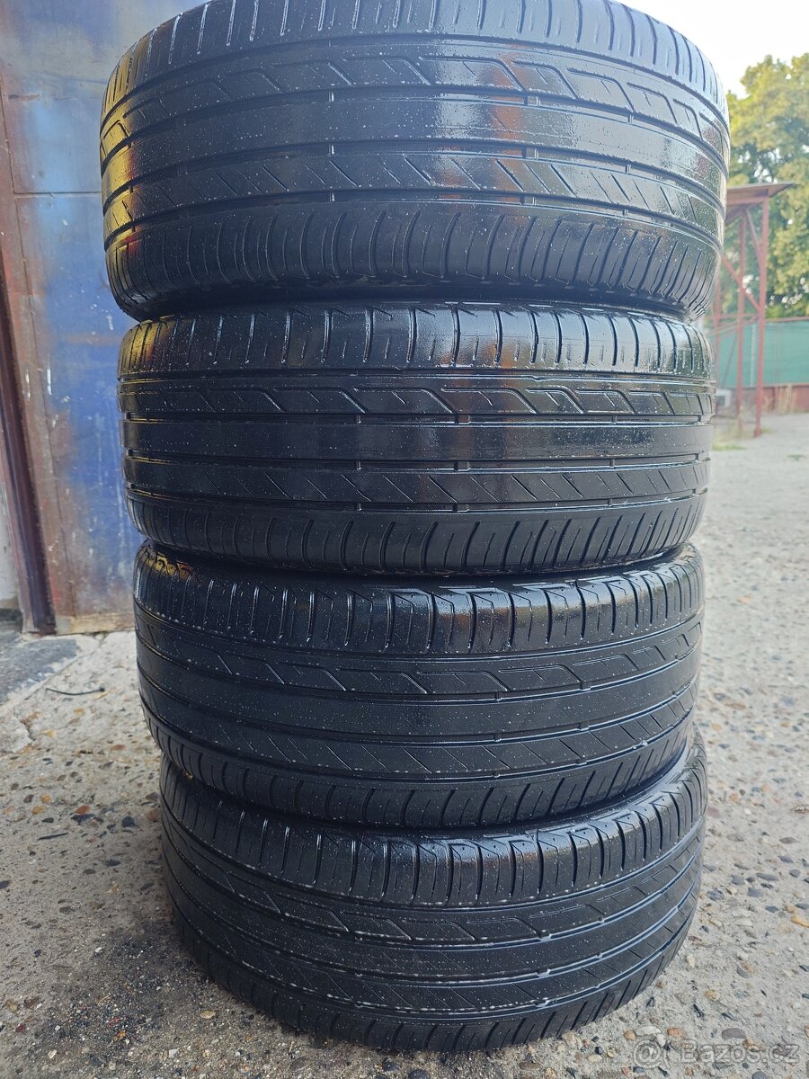 225 55 R17