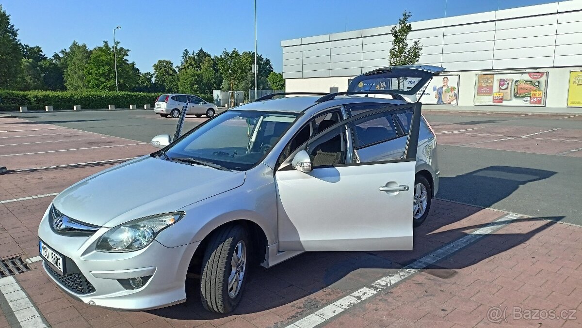 Hyundai i30CW 1,6 / 92 kw