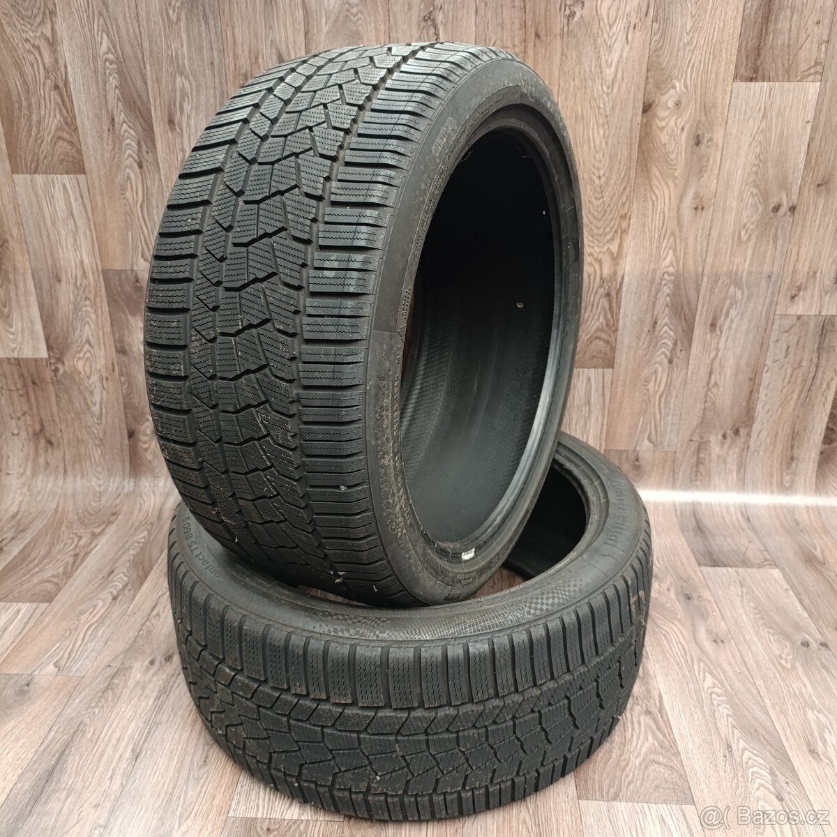 275/35 R20 102W XL zimní pneumatiky Continental