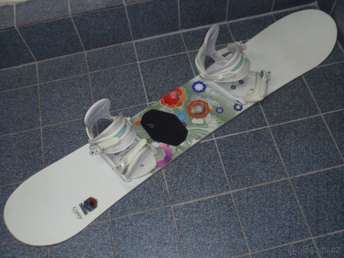 KRÁSNÝ DÍVČÍ SNOWBOARD FTWO GIPSY 147 CM+VÁZÁNÍ MONDO