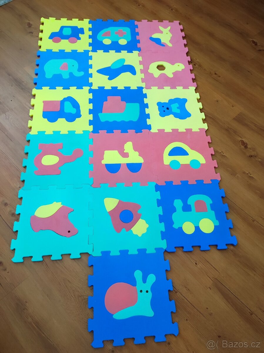 Pěnové puzzle