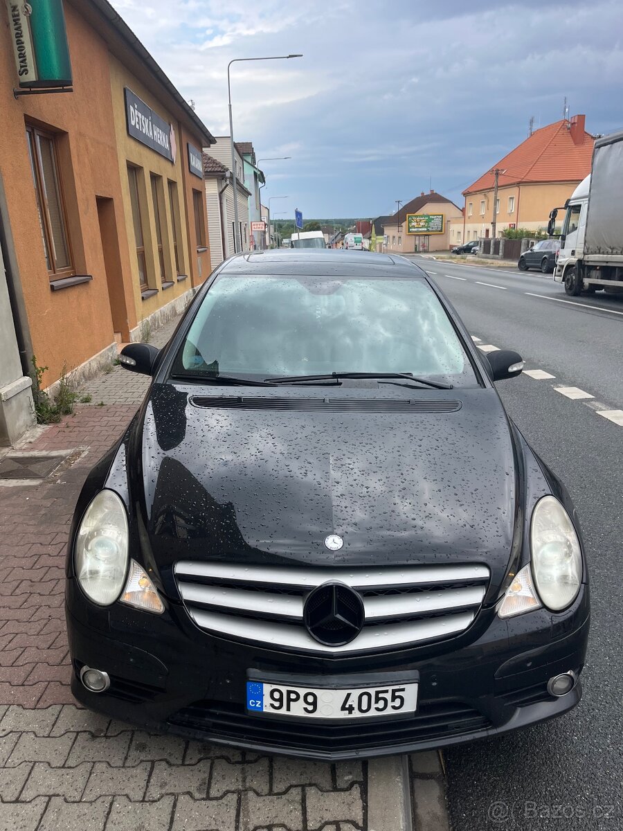 Mercedes Benz R320 CDI 4-MATIC