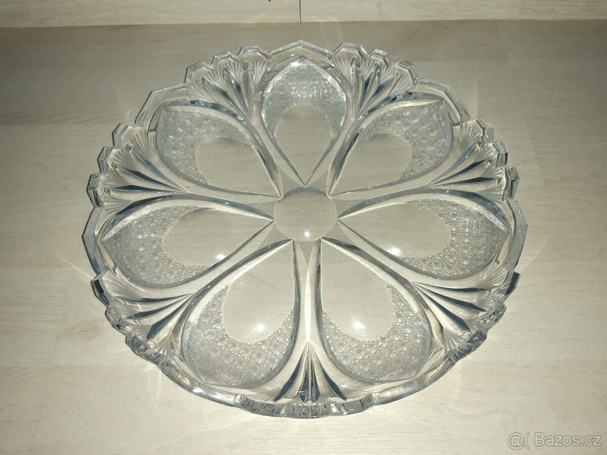 Skleněný podnos průměr 28 cm