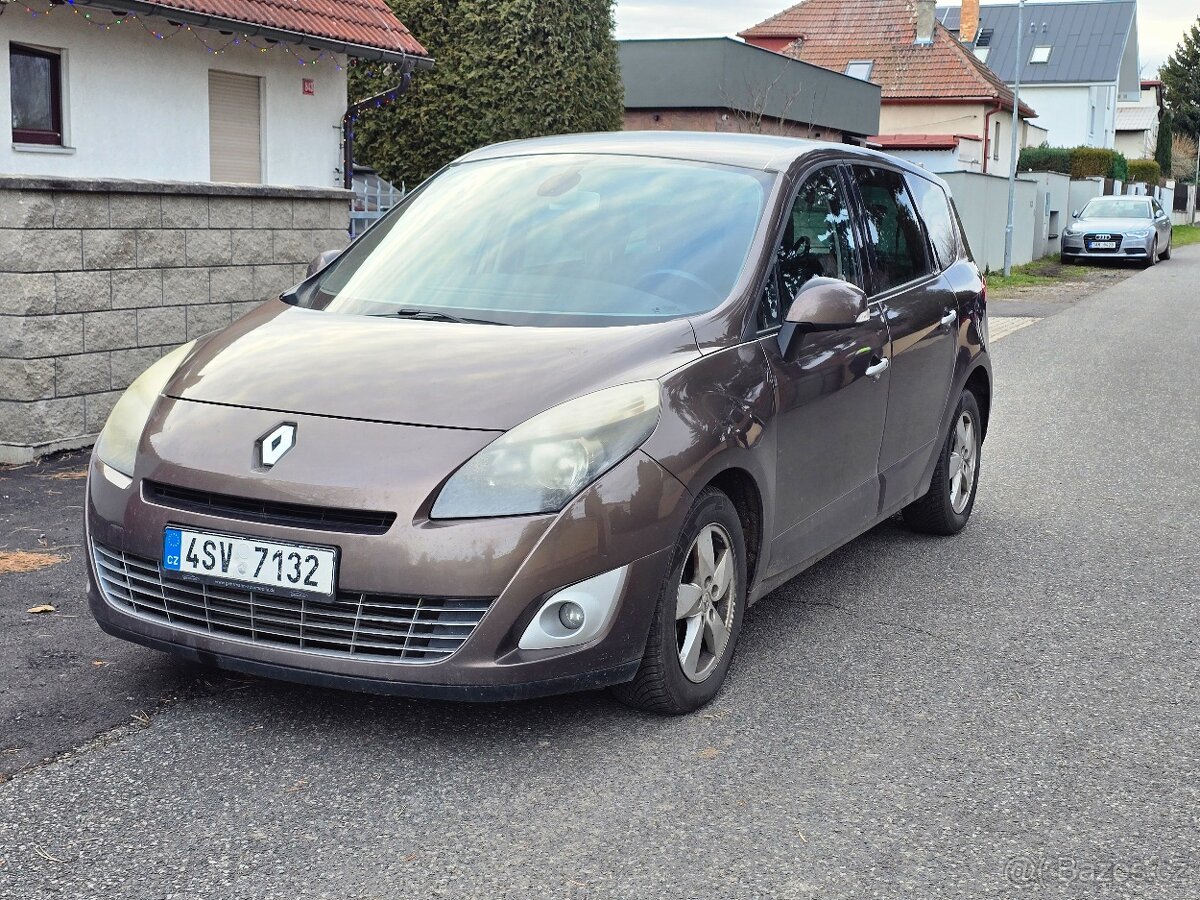Renault Grand Scenik