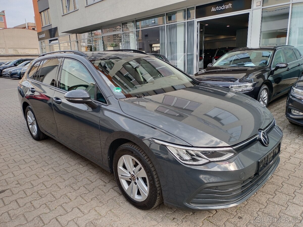 VW Golf 8 2.0TDI 110kW DSG Full LED ACC - záruka Autodraft
