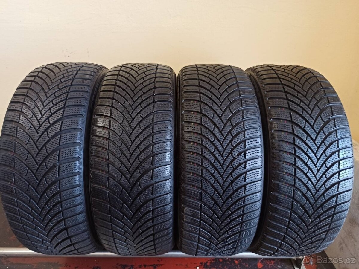 Semperit 225/45 R19 96V 8-8,5mm