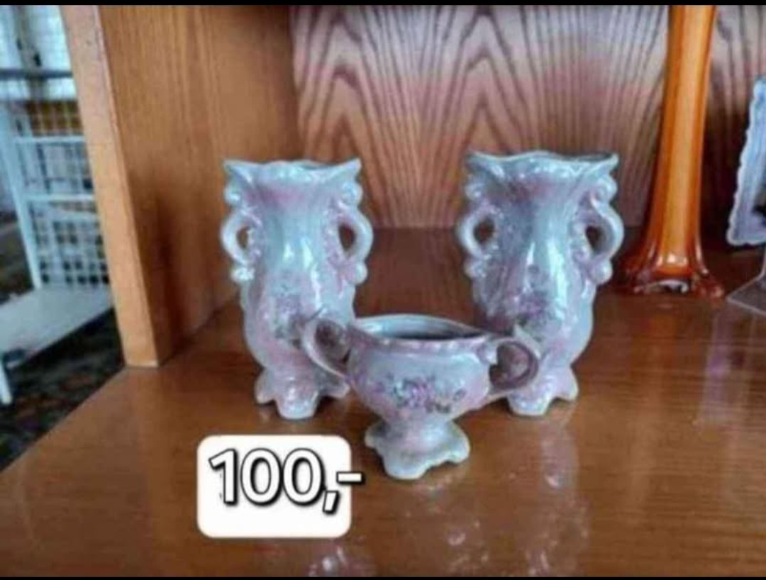 Podnosy,talíře, hrnky a pokladničky
