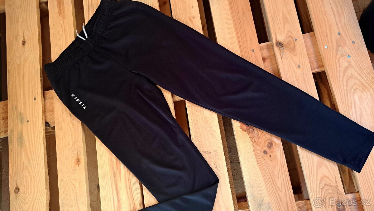 Černé super tepláky Kipsta,vel.M/L