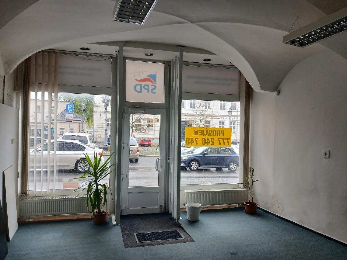 Pronájem prodejny nebo kanceláře v centru Liberce