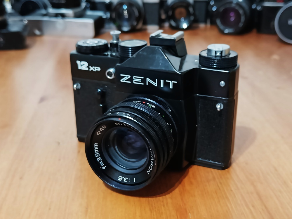 ZENIT 12XP (Paragon 3,5/35mm) - 1983
