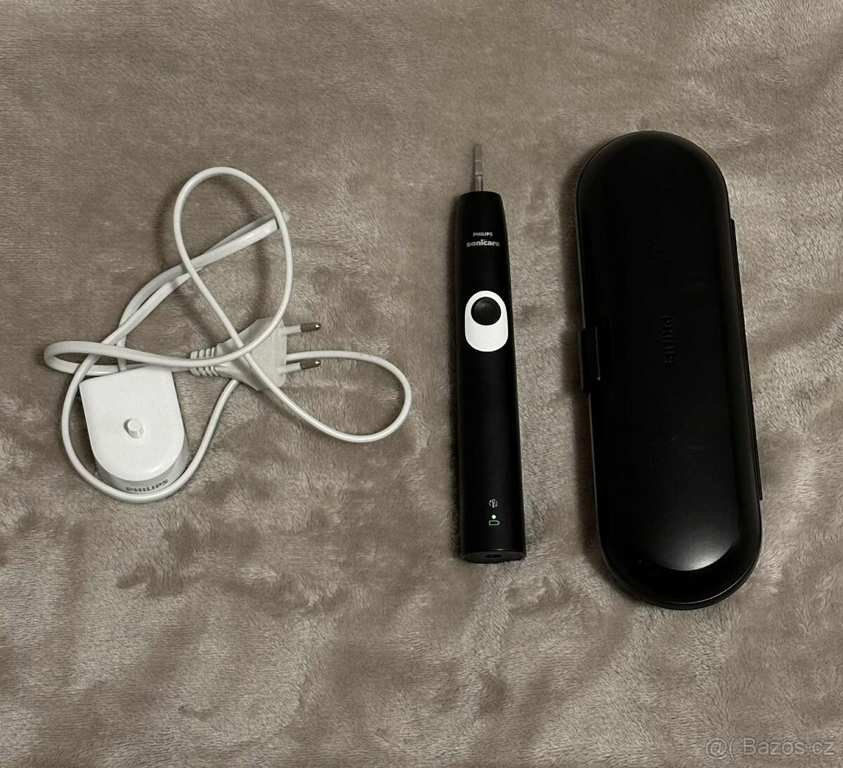 Philips sonická elektrická Sonicare 4300 HX6800