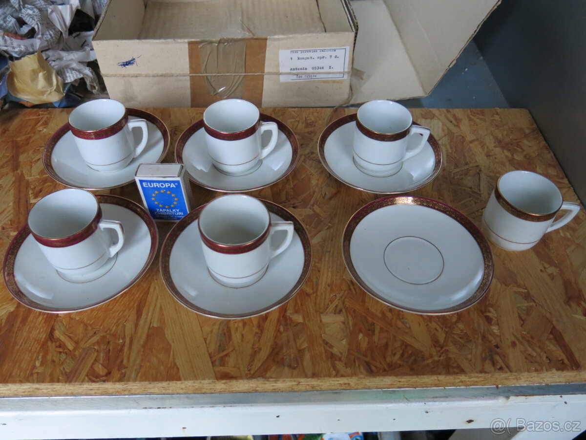 Porcelánová kávová mocca soupava