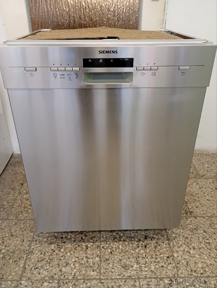 Myčka nádobí Siemens podstavná