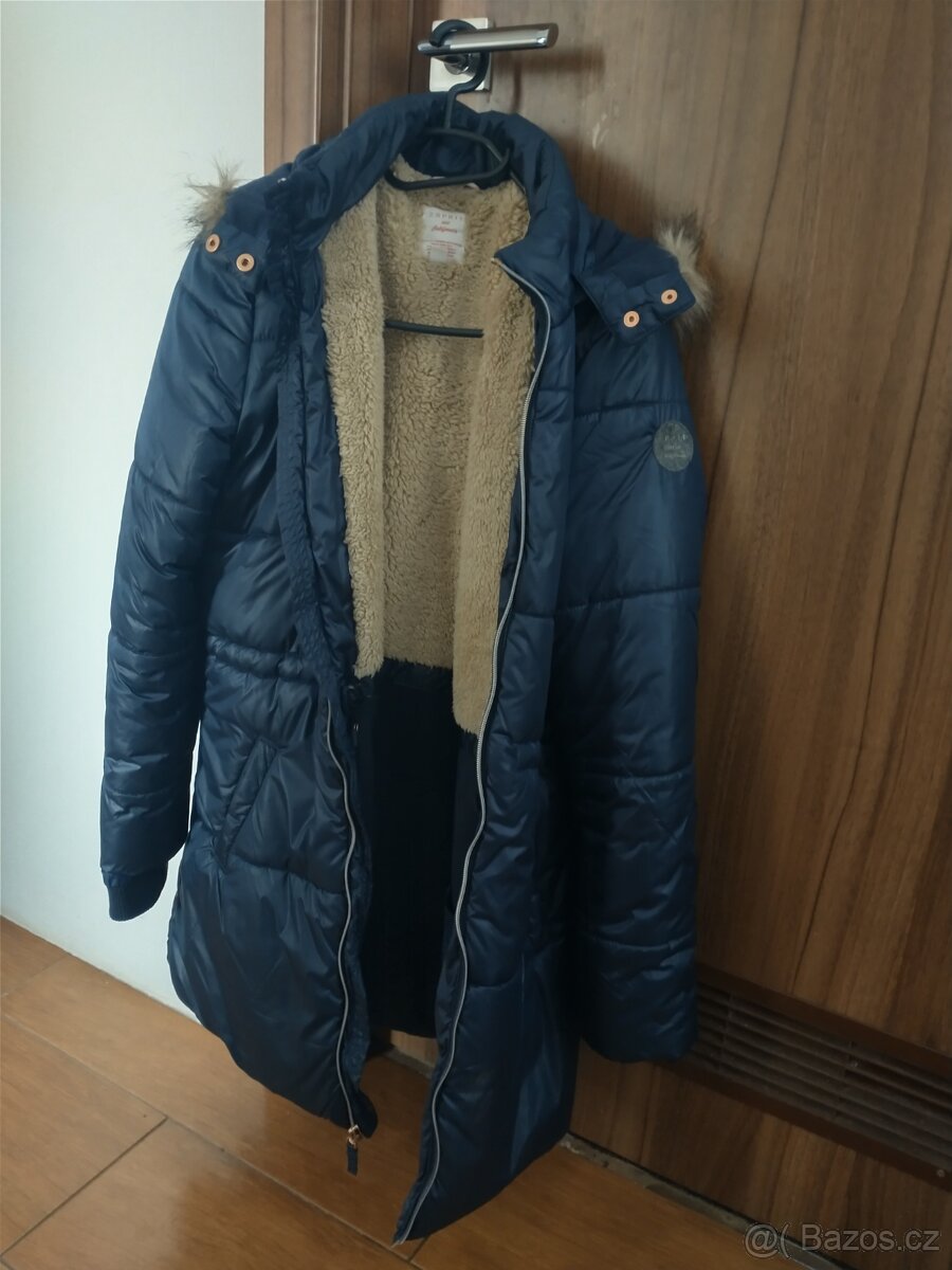 Zimní holčičí kabát Esprit 170/176