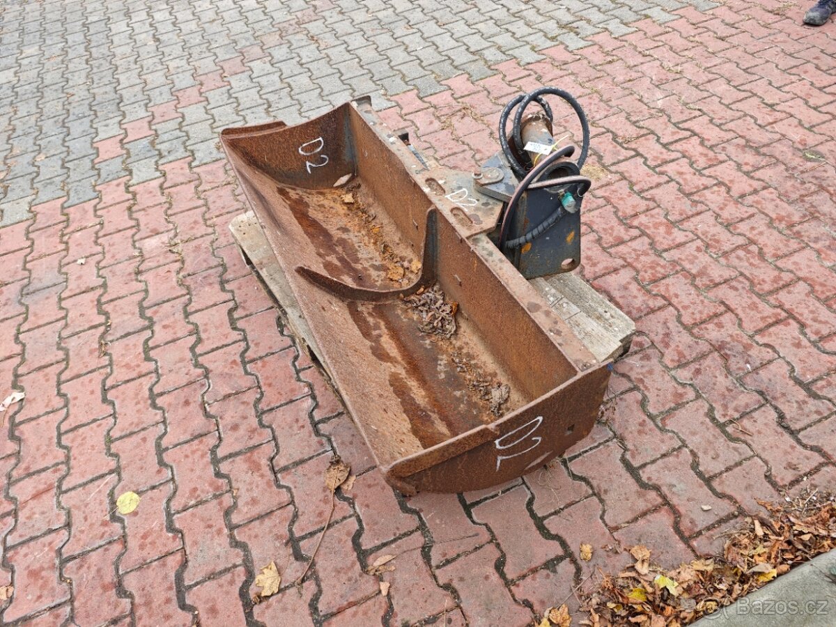 Lžíce svahová hydraulická 130cm, D2