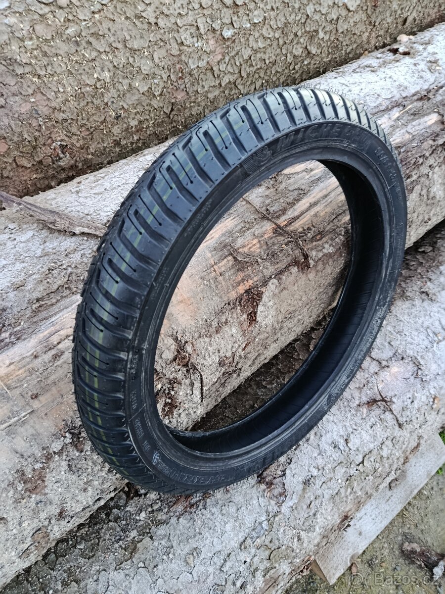 Pneumatika Michelin city 17'