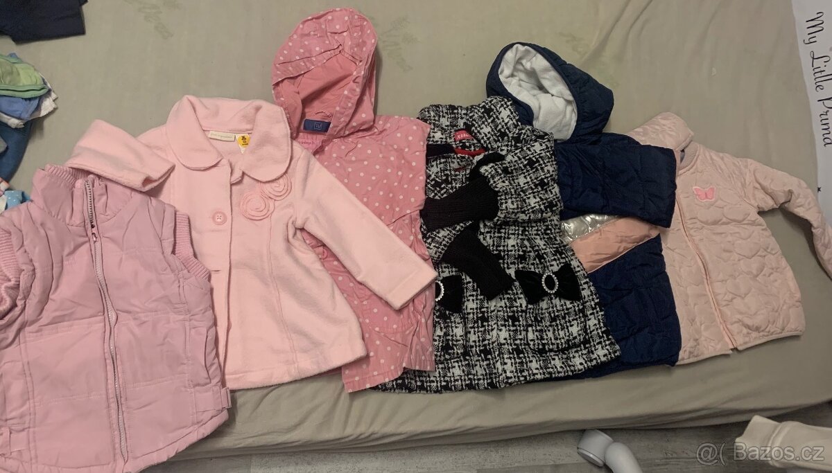 Oblečení pro holčičku od 2-3 let, cca 65 ks + boty