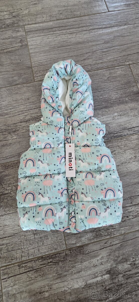 Nová nylonová vesta podšitá mikroflísem