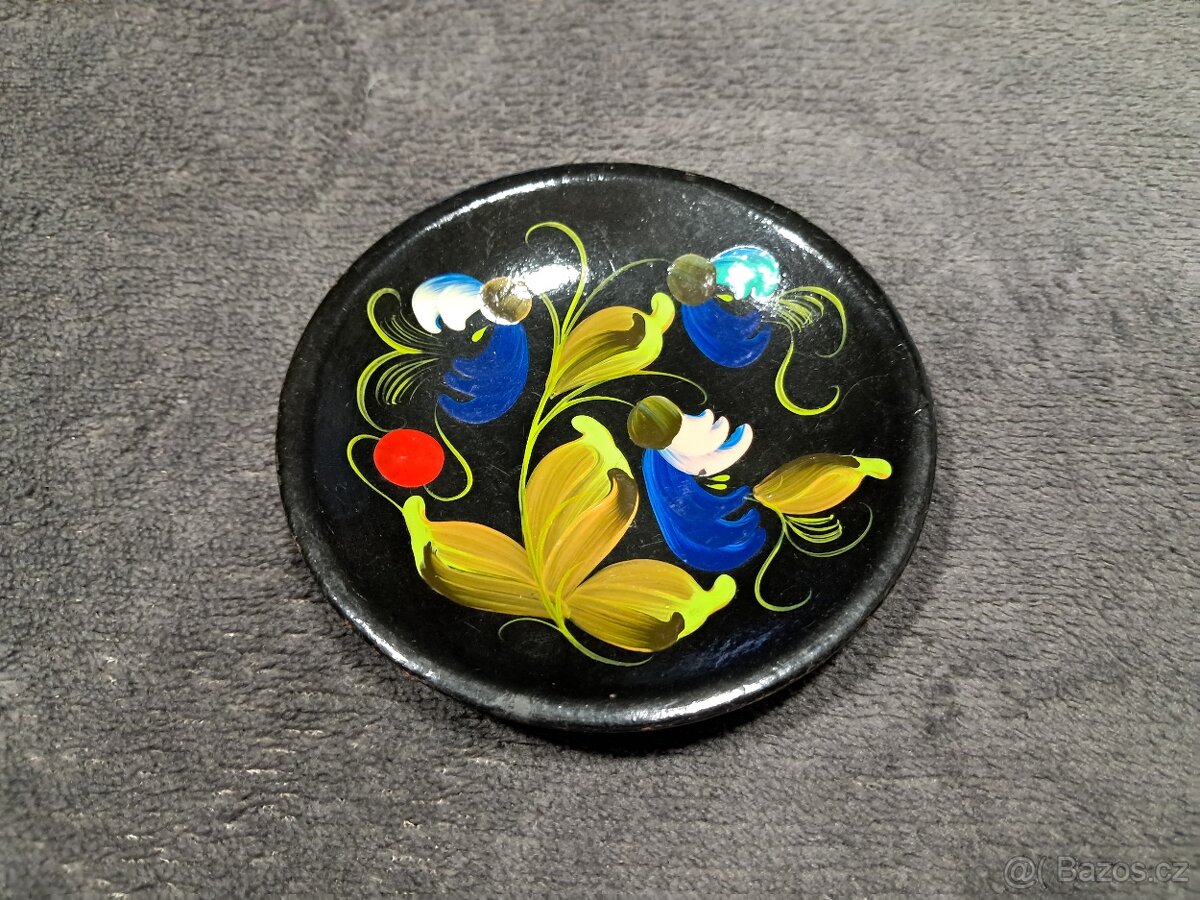 Dřevěný nástěnný obrázek.